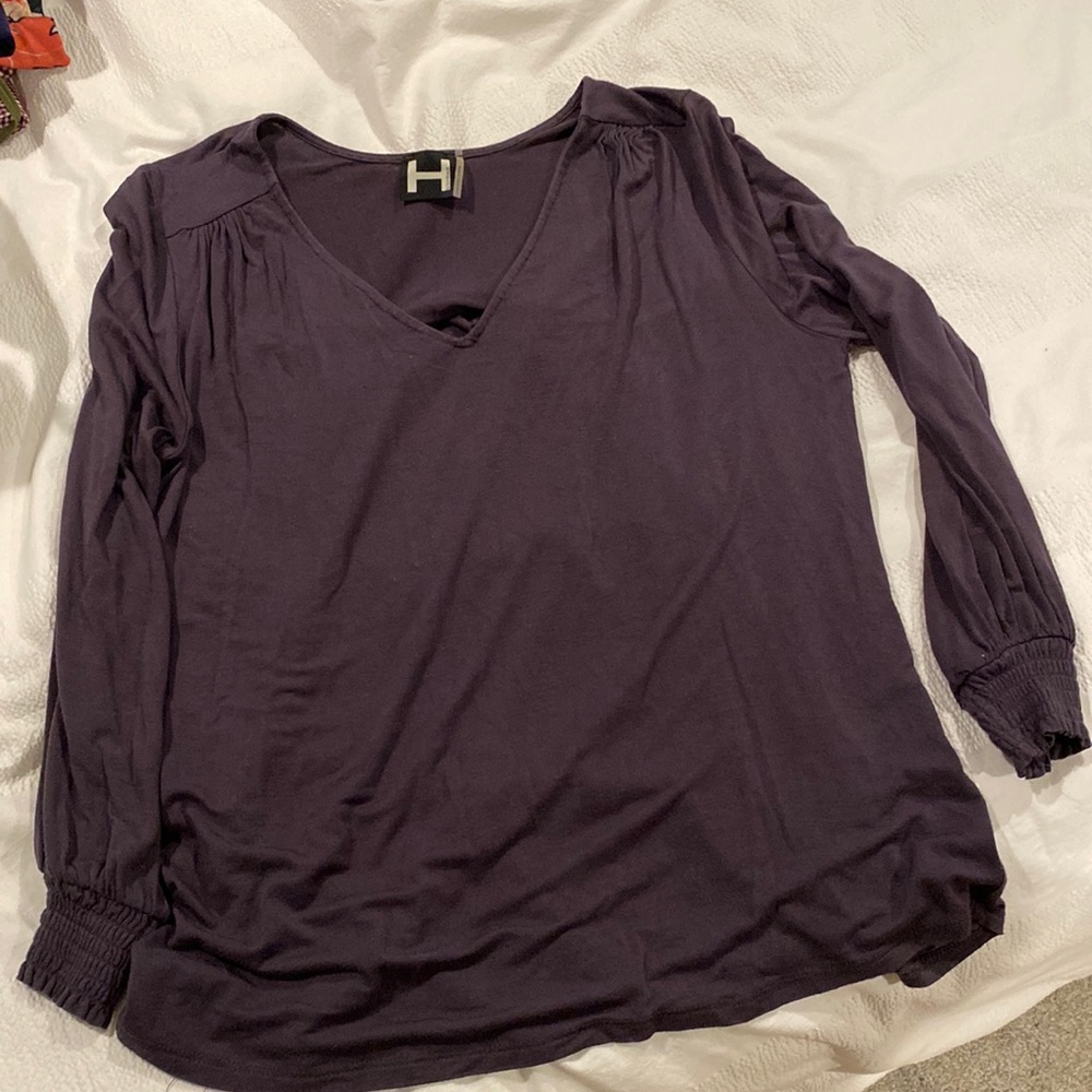 Flowy grey-blue blouse with cute shoulders